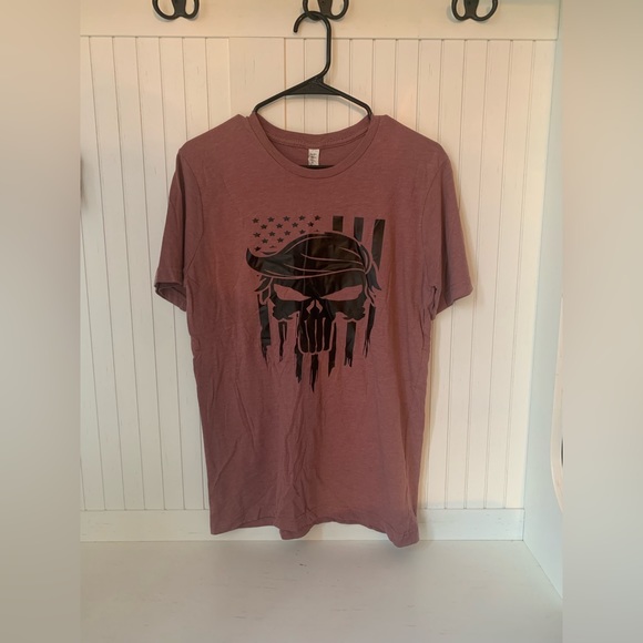 Women’s Short Sleeve Donald Trump Punisher Tee - Picture 1 of 3